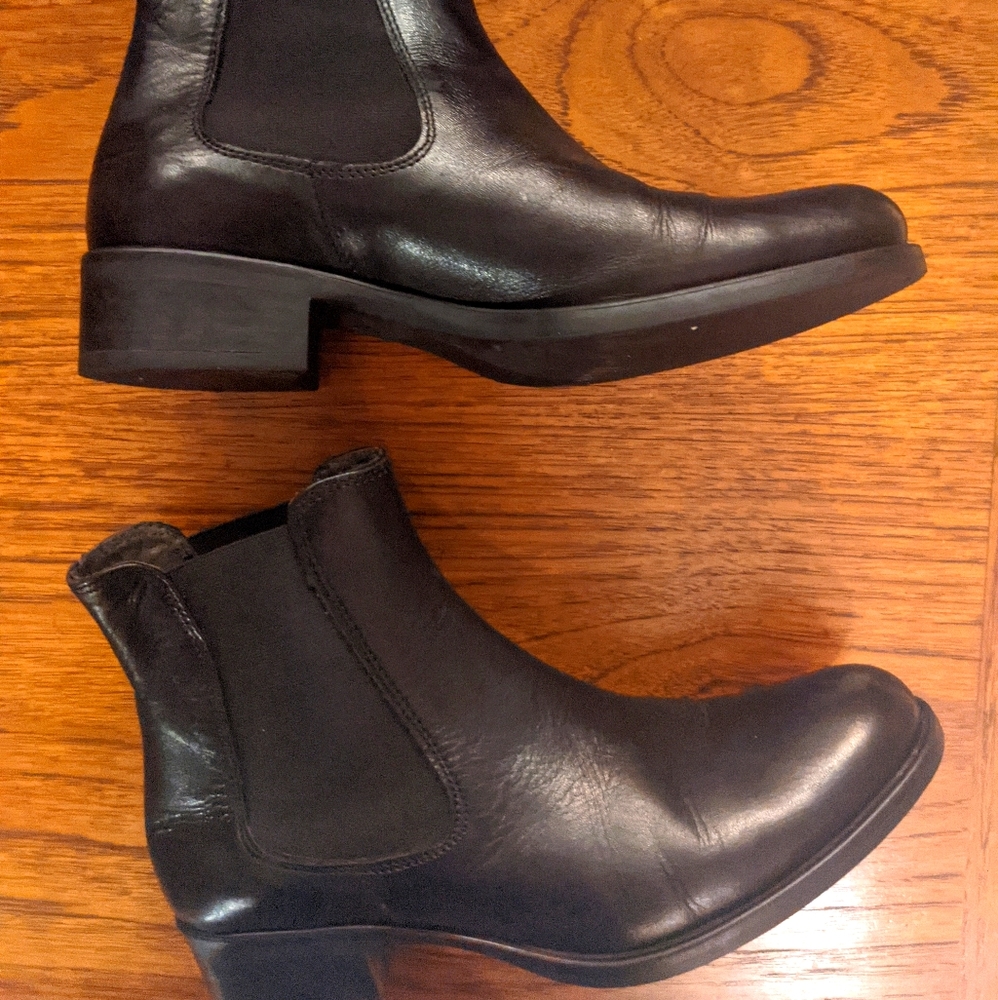 Vintage browns real leather chelsea boots